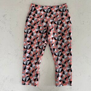 Karma Activewear Geometric Print Poly Spandex Crop Leggings Blk Gry Wht Pink S